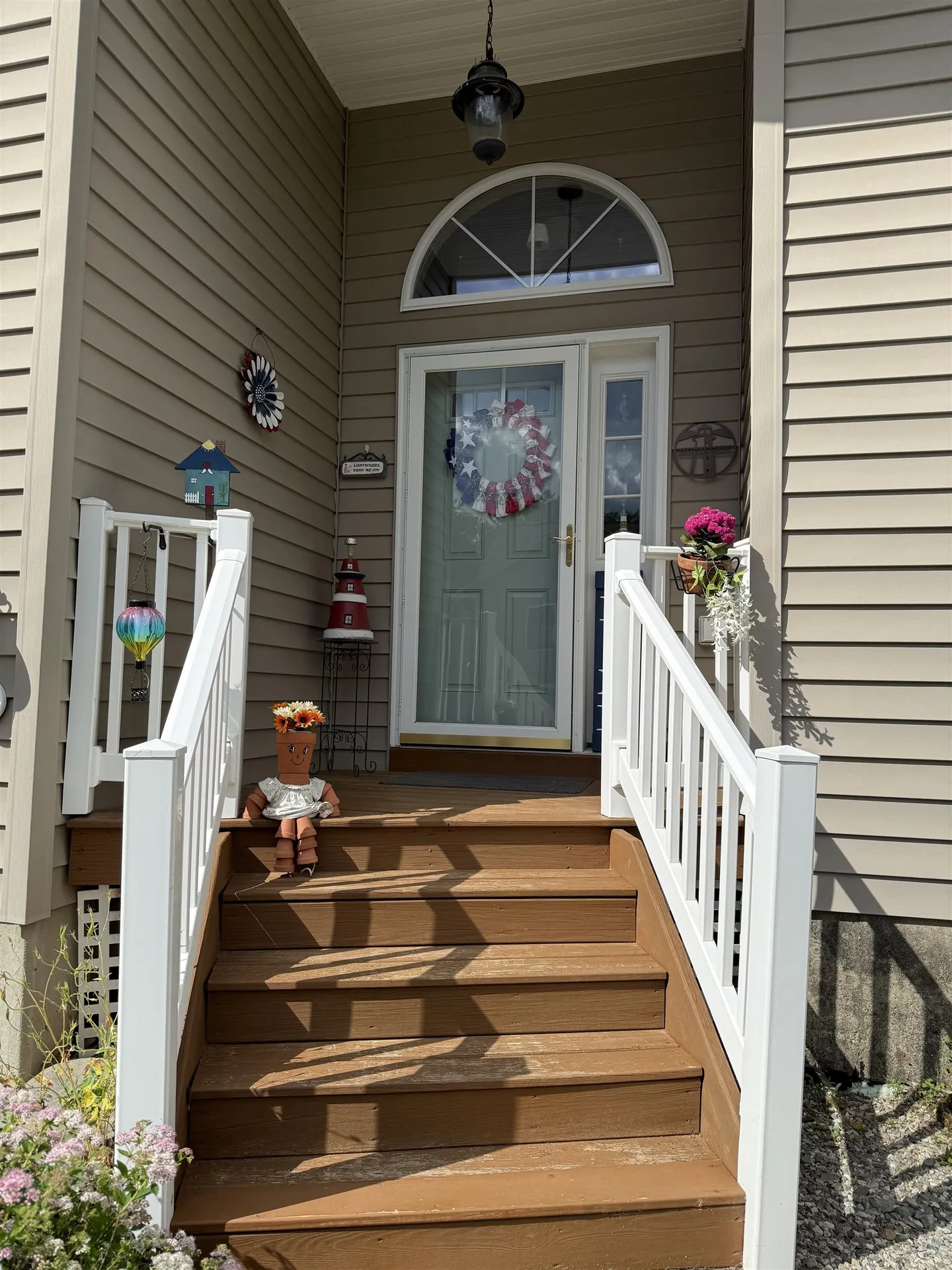 7 Maplevale Road East Kingston NH 03827