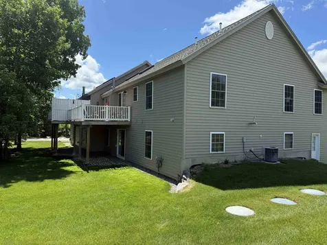 7 Maplevale Road East Kingston NH 03827