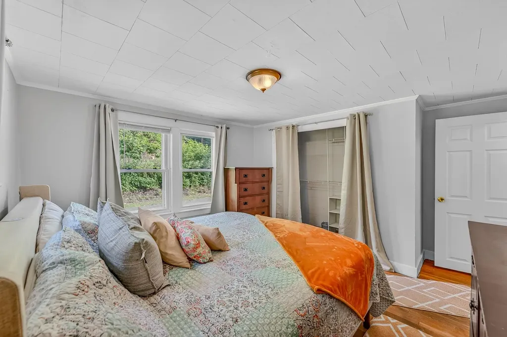 59 Bishop Street Littleton NH 03561