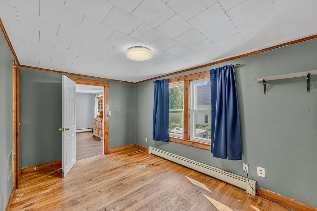 59 Bishop Street Littleton NH 03561
