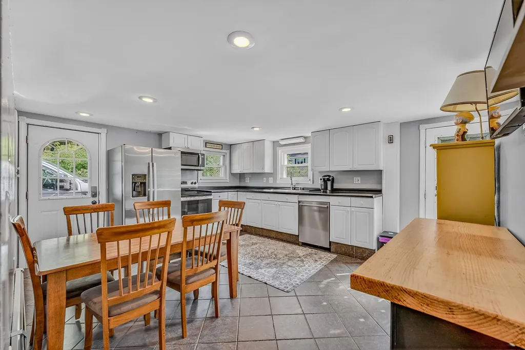 59 Bishop Street Littleton NH 03561