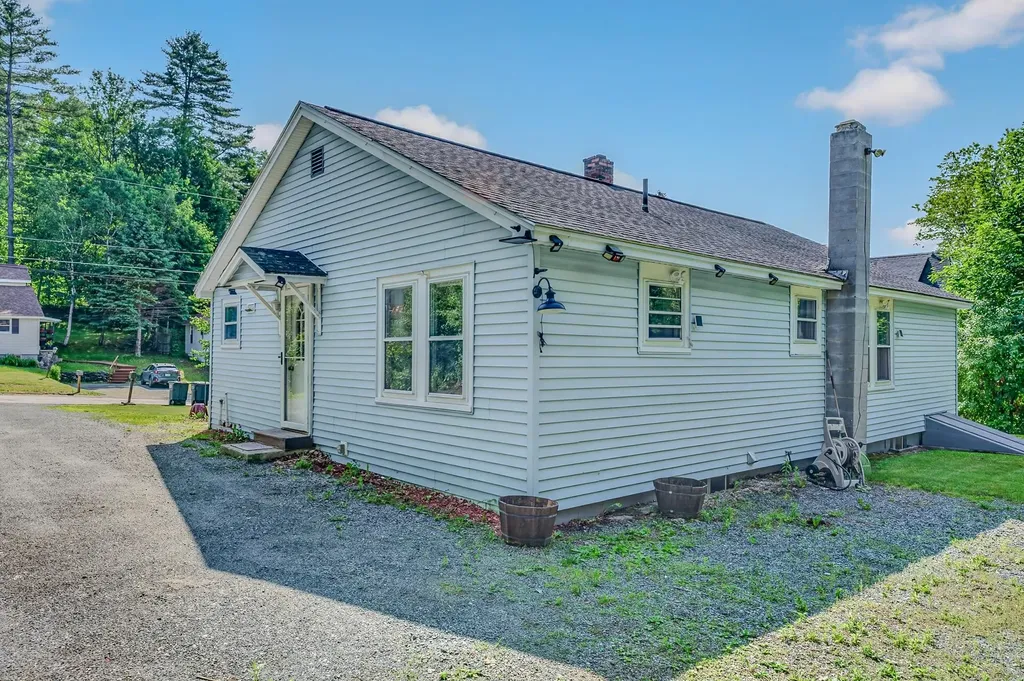 59 Bishop Street Littleton NH 03561