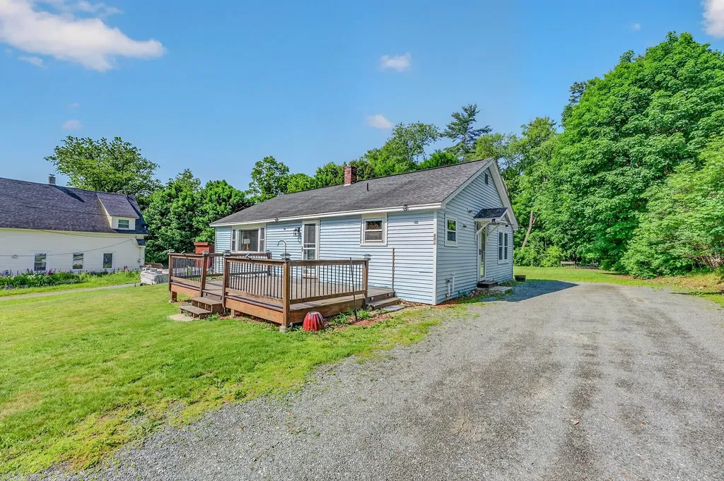 59 Bishop Street Littleton NH 03561