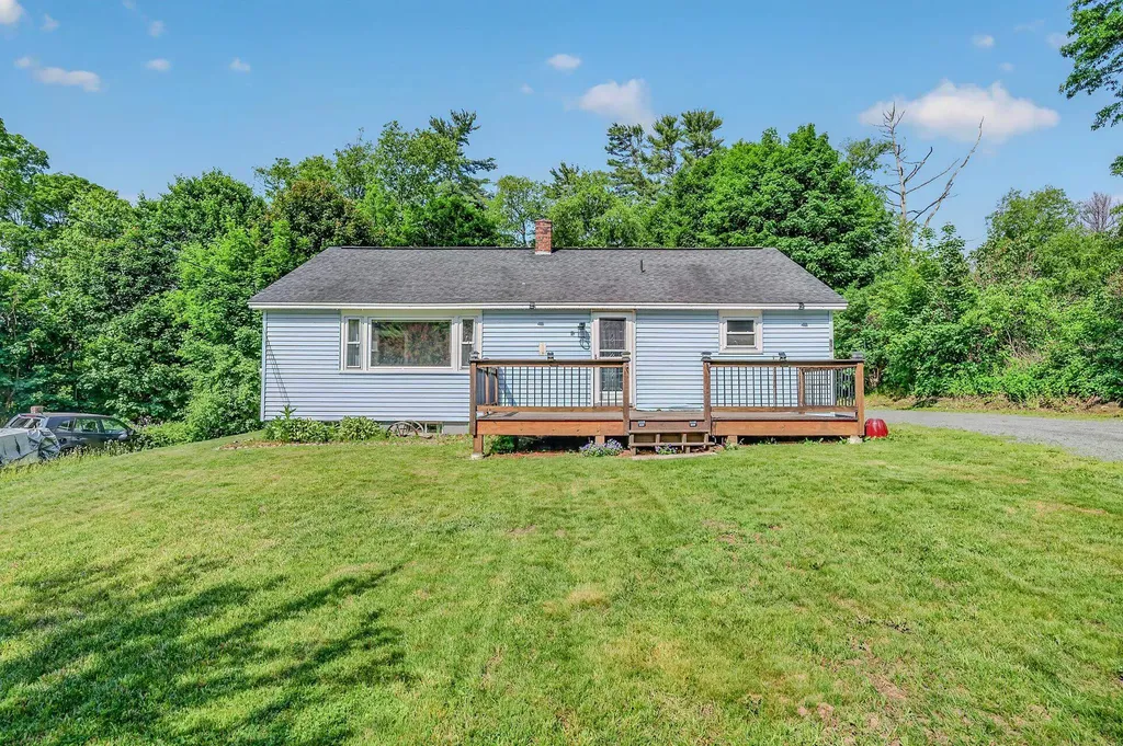 59 Bishop Street Littleton NH 03561