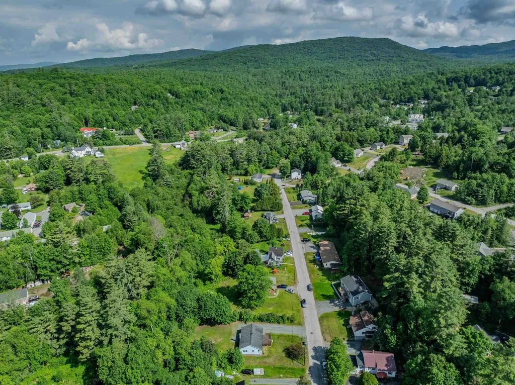 59 Bishop Street Littleton NH 03561