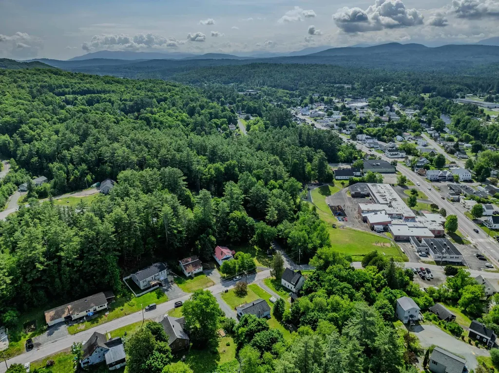 59 Bishop Street Littleton NH 03561