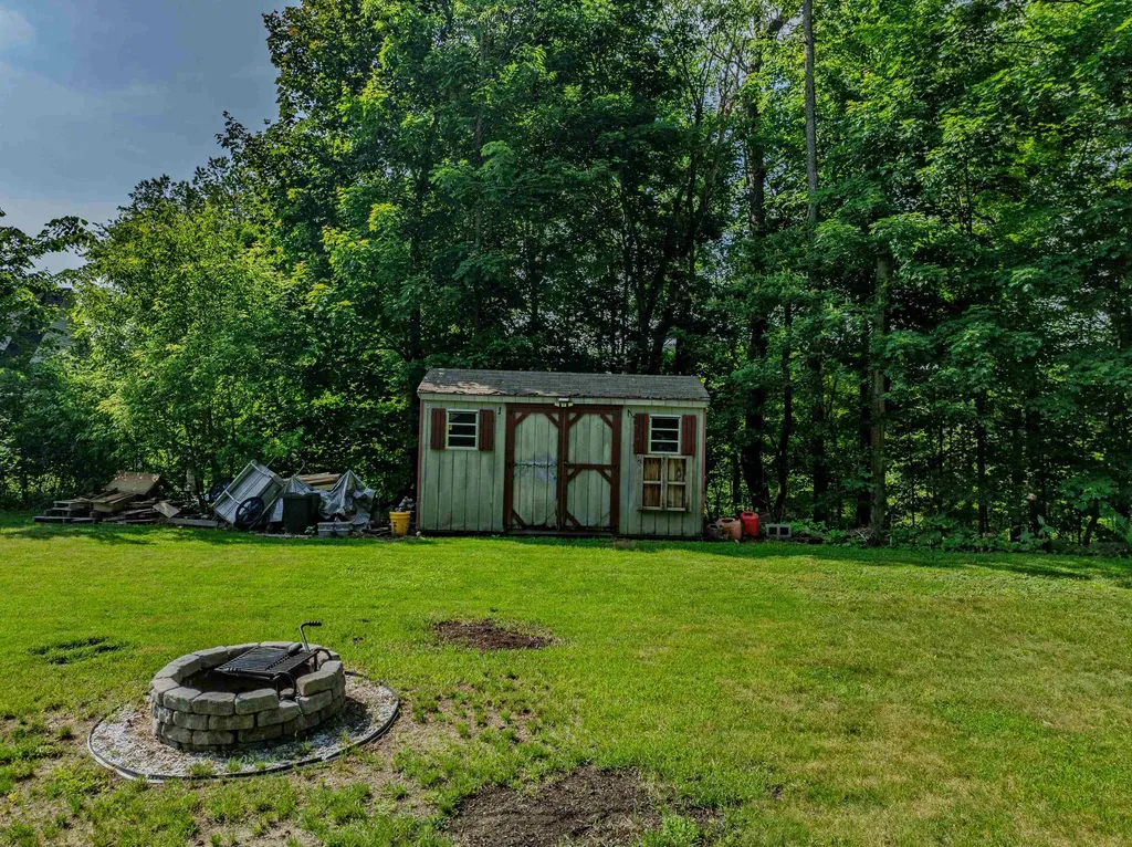 59 Bishop Street Littleton NH 03561