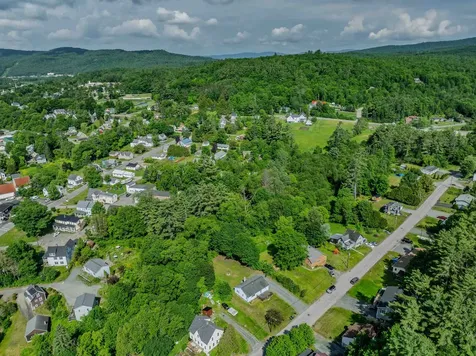 59 Bishop Street Littleton NH 03561