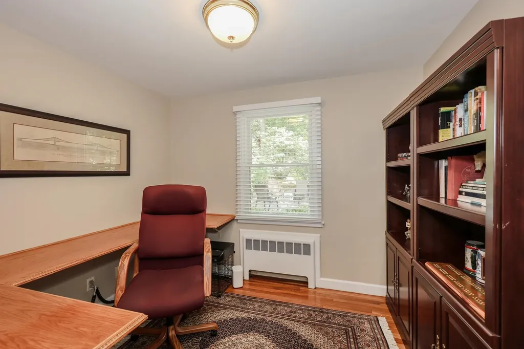 41 Bruce Road Manchester NH 03104
