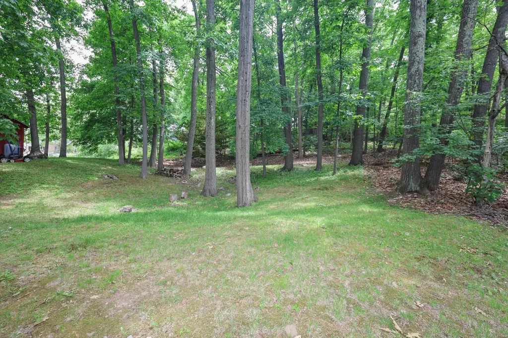41 Bruce Road Manchester NH 03104