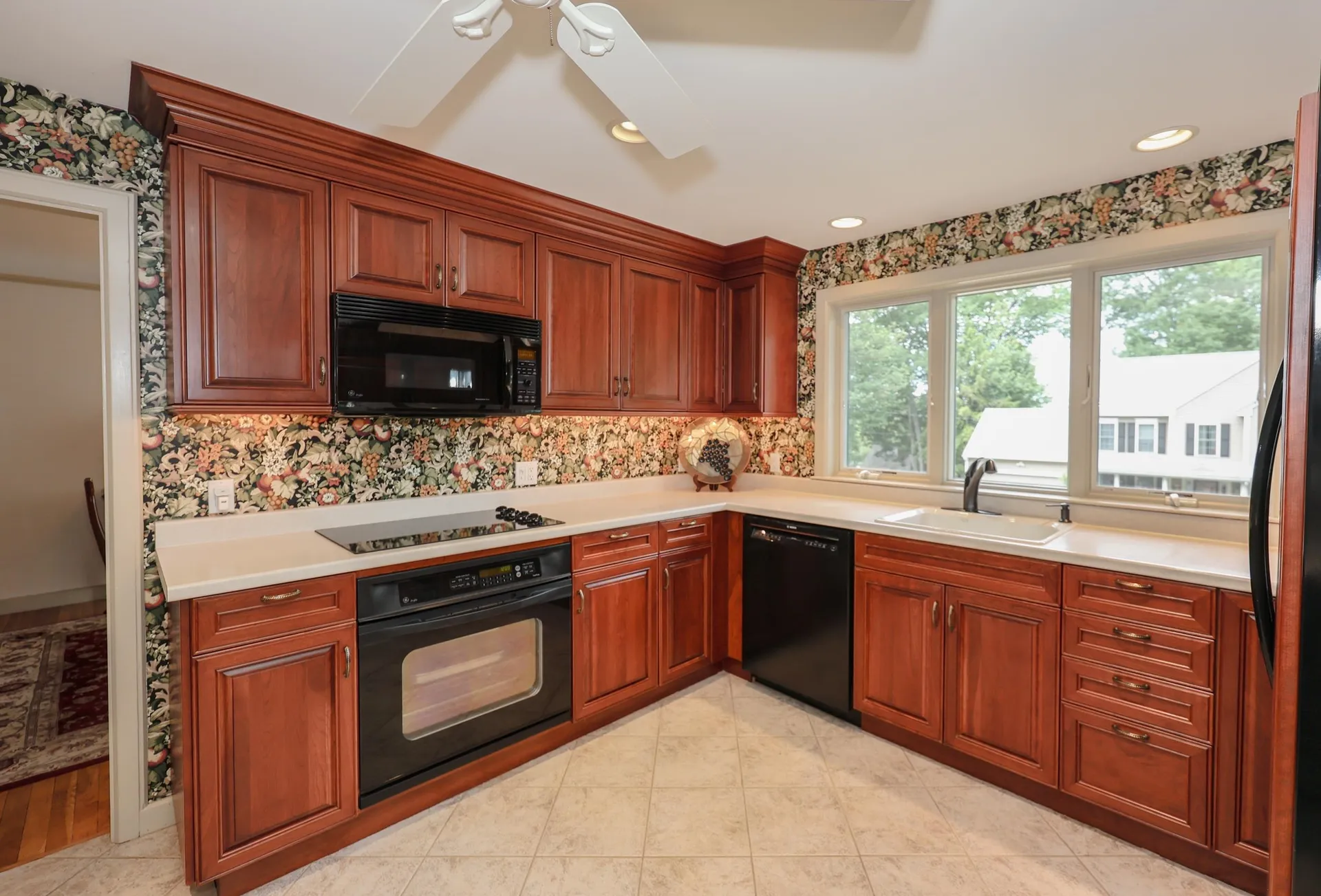 41 Bruce Road Manchester NH 03104
