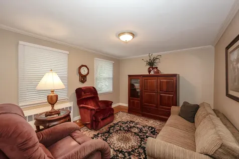 41 Bruce Road Manchester NH 03104