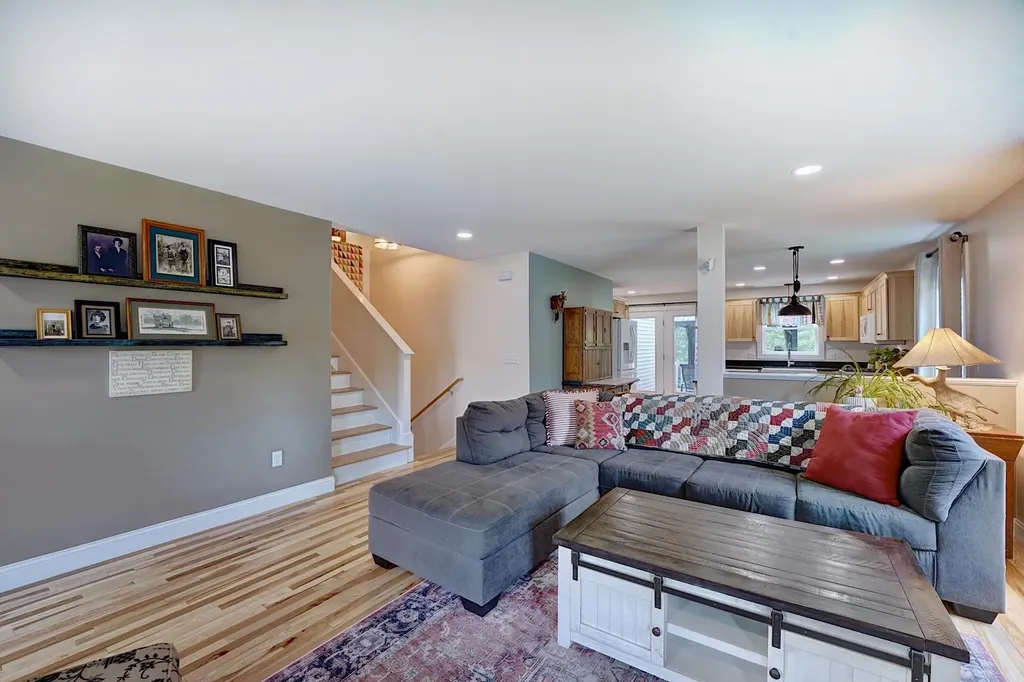 165 Breezy Way Barrington NH 03825