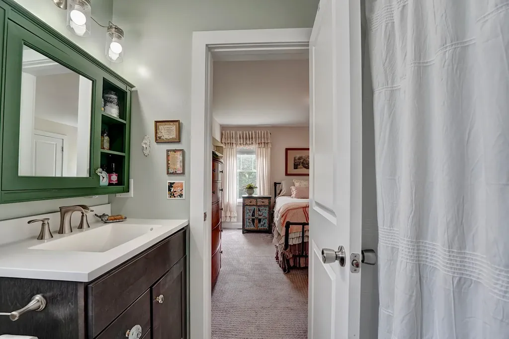 165 Breezy Way Barrington NH 03825