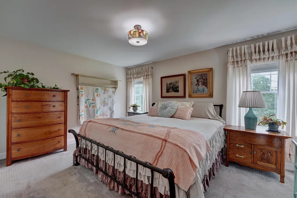 165 Breezy Way Barrington NH 03825