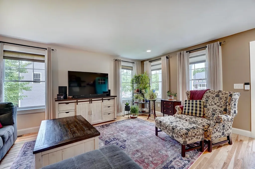 165 Breezy Way Barrington NH 03825