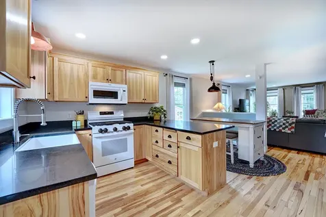 165 Breezy Way Barrington NH 03825