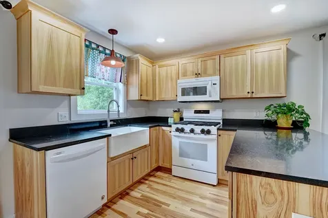 165 Breezy Way Barrington NH 03825