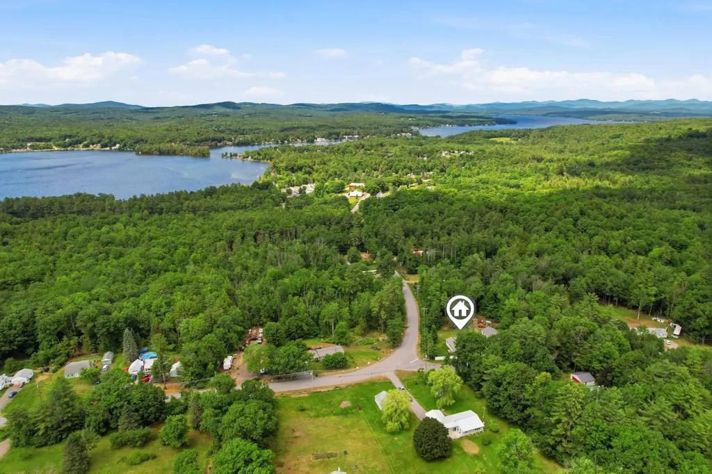 9 Horne Road Belmont NH 03220
