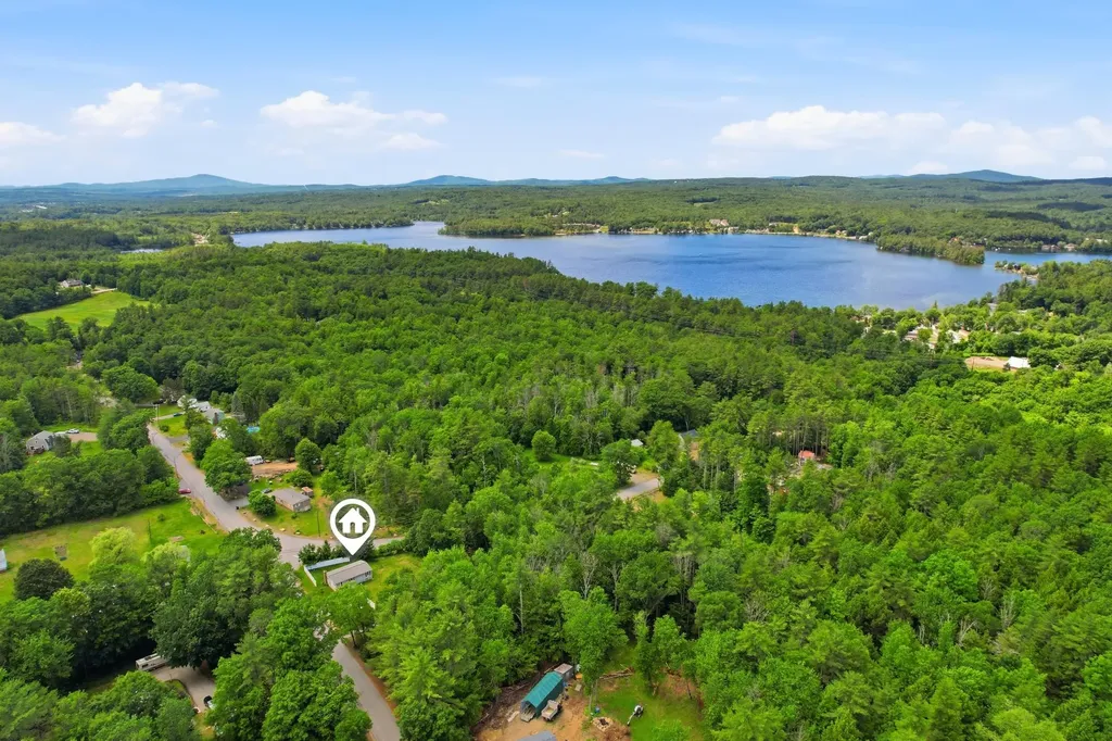 9 Horne Road Belmont NH 03220