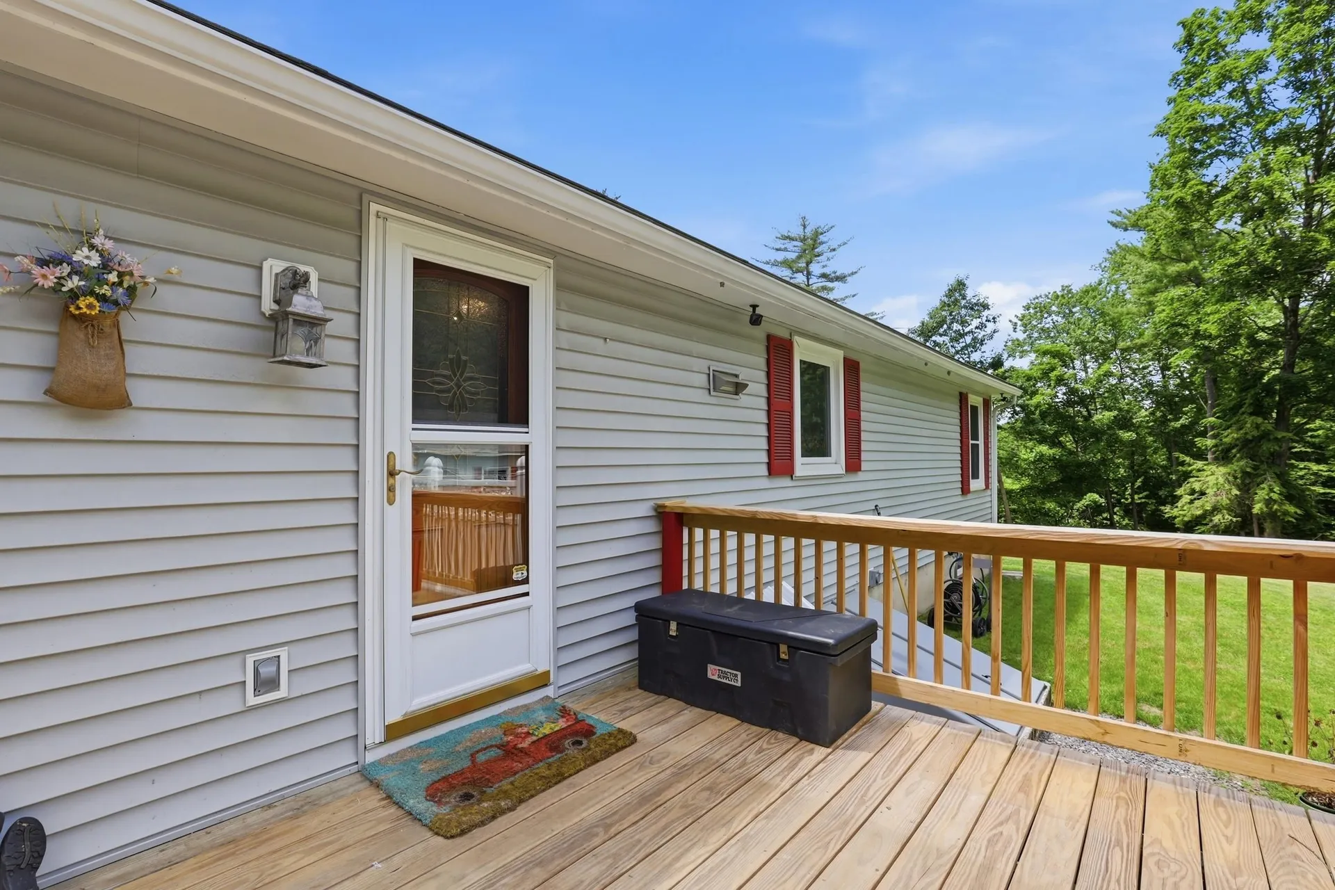 9 Horne Road Belmont NH 03220