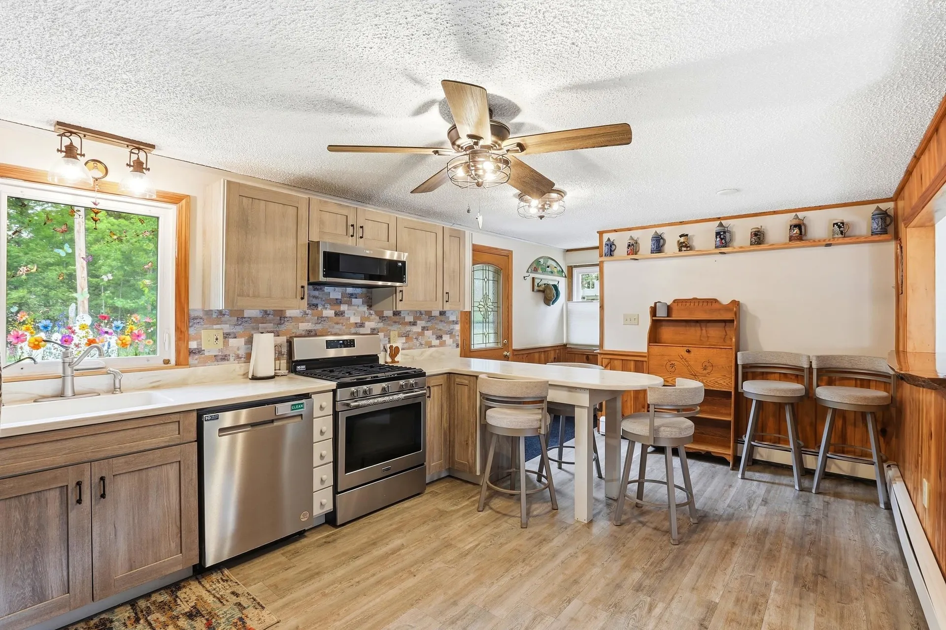 9 Horne Road Belmont NH 03220