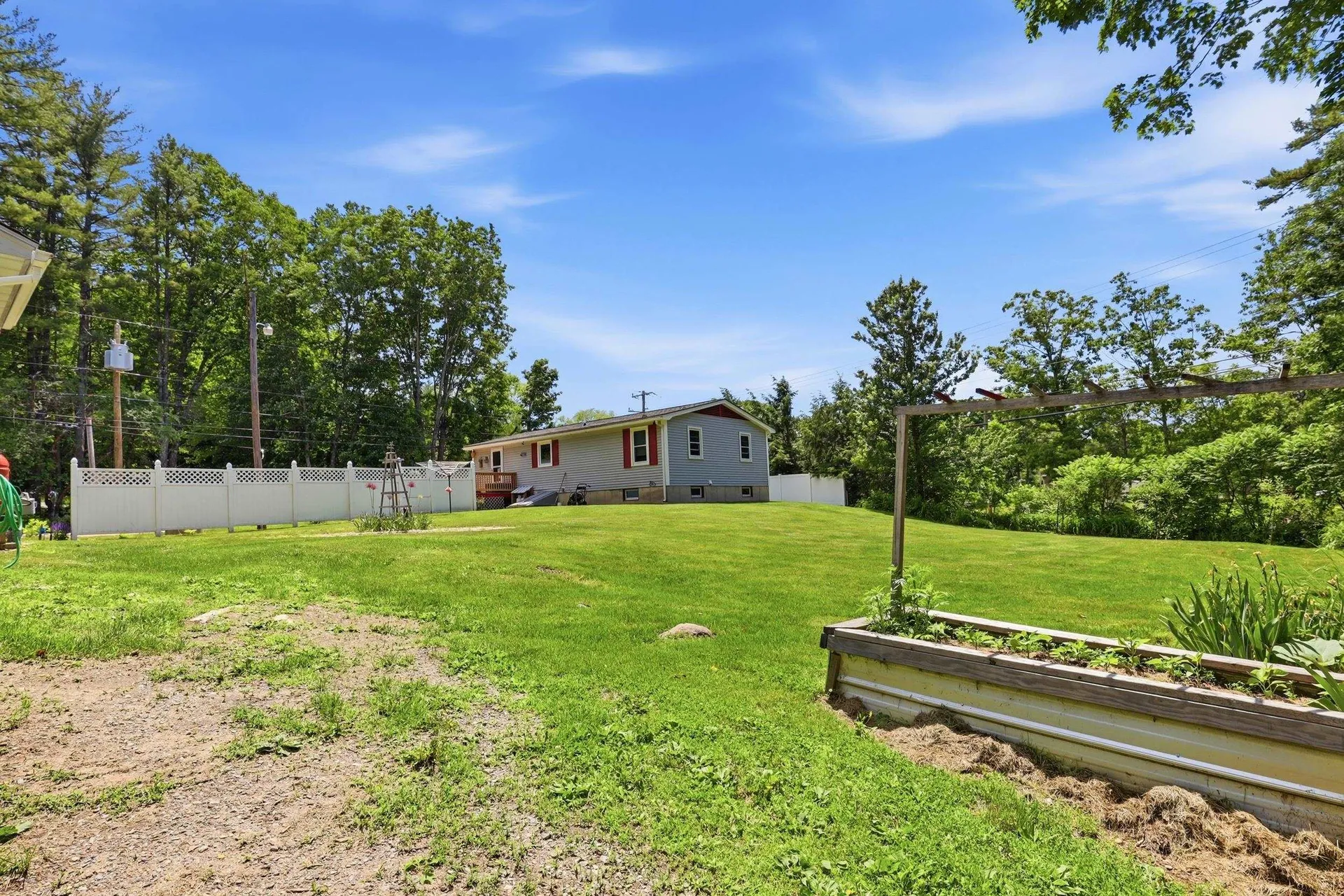 9 Horne Road Belmont NH 03220