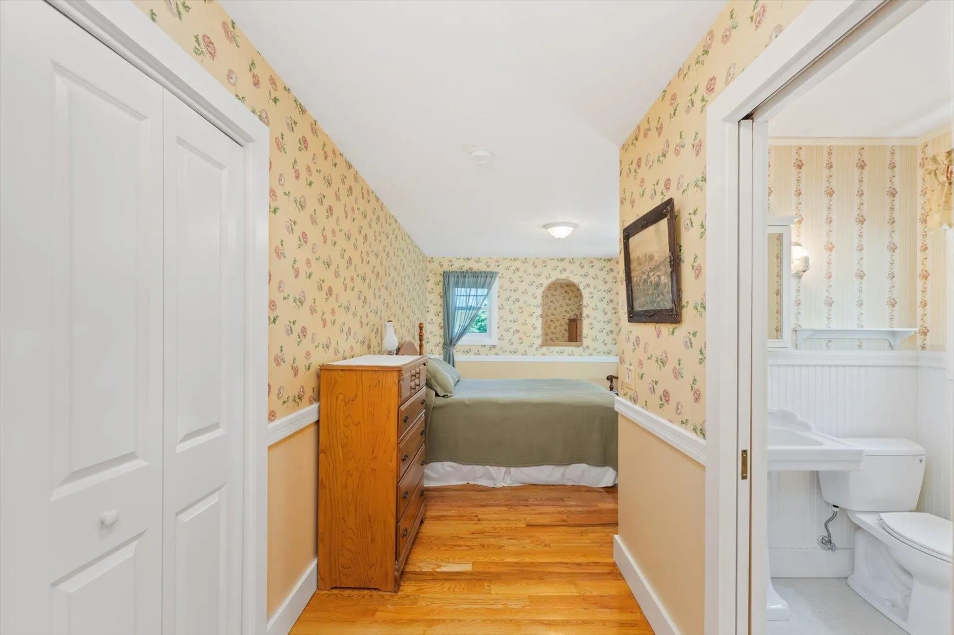 216 Old Forest Road Stoddard NH 03464