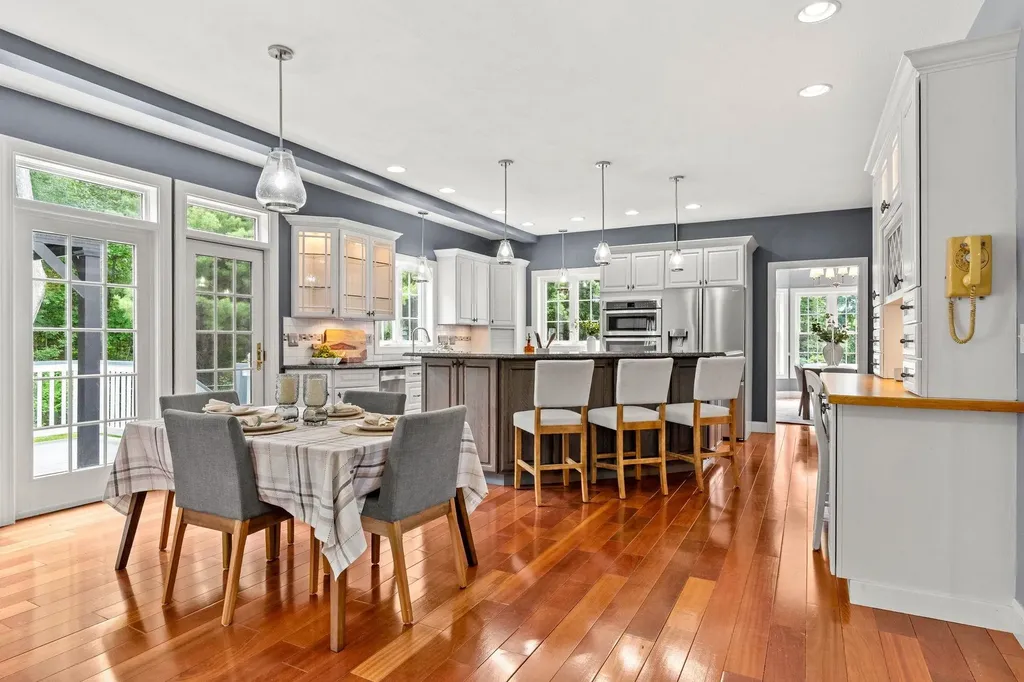 3 Rainbow Drive Nashua NH 03062