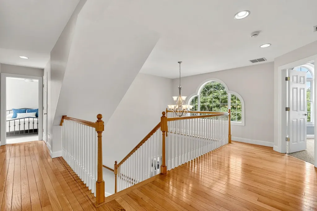 3 Rainbow Drive Nashua NH 03062
