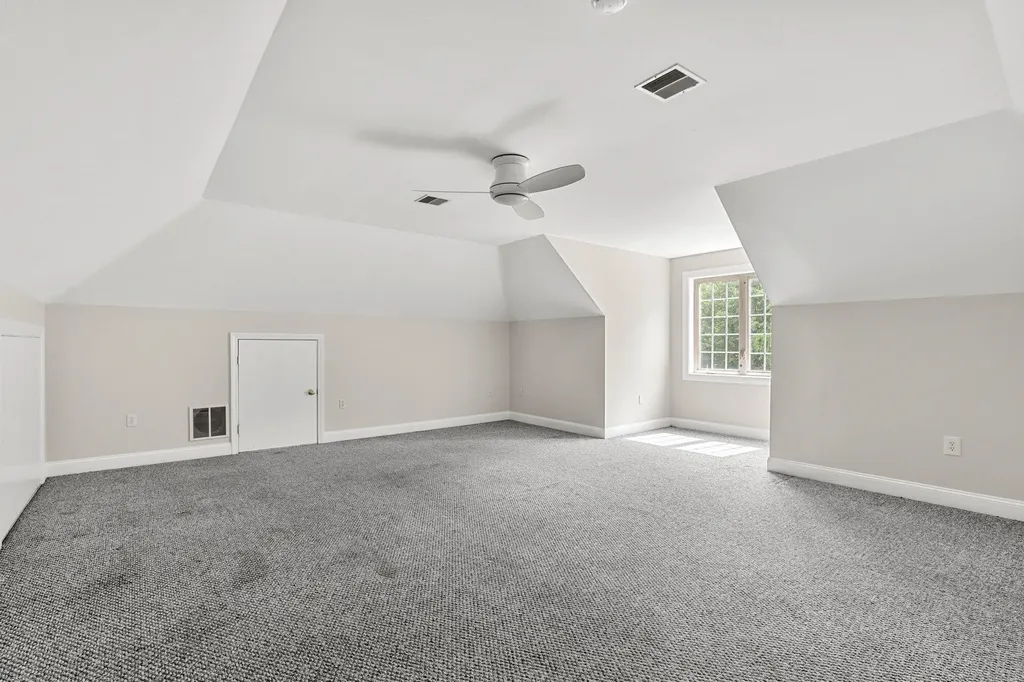 3 Rainbow Drive Nashua NH 03062