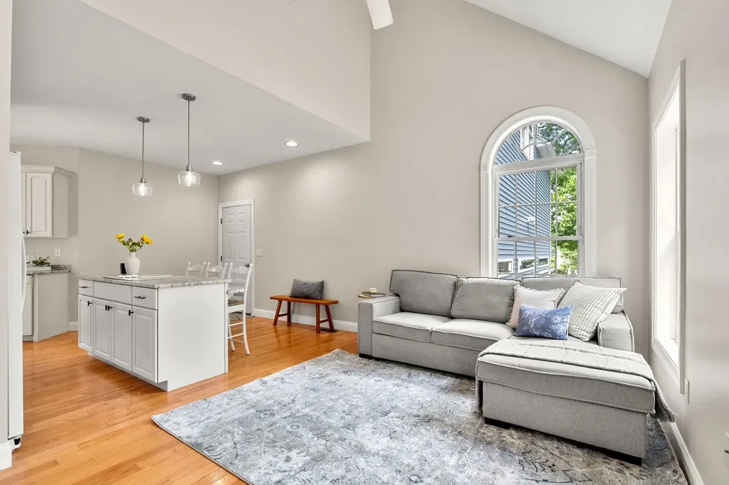3 Rainbow Drive Nashua NH 03062