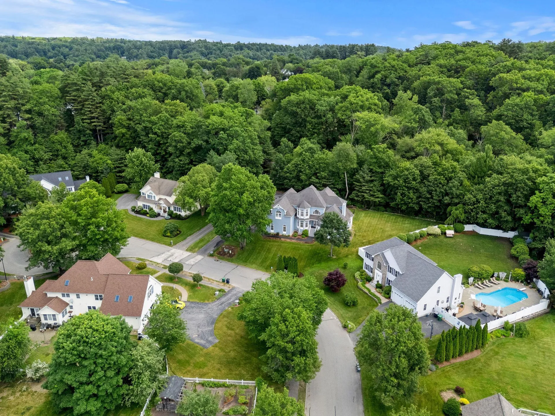 3 Rainbow Drive Nashua NH 03062