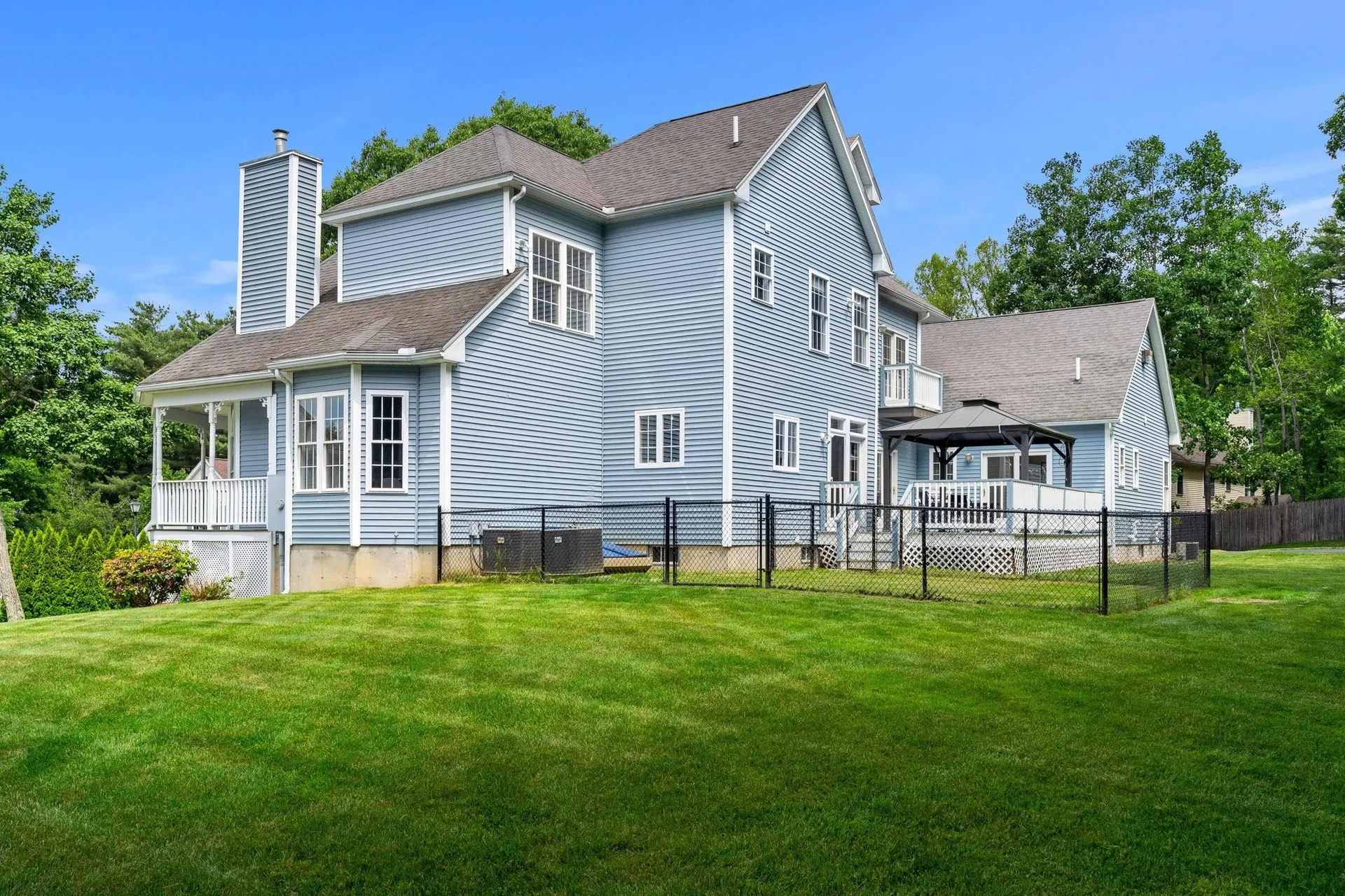 3 Rainbow Drive Nashua NH 03062