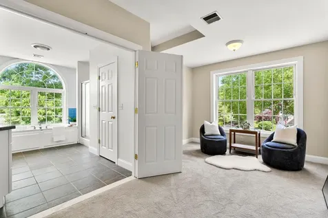 3 Rainbow Drive Nashua NH 03062