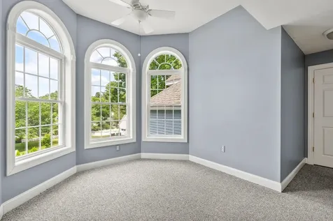 3 Rainbow Drive Nashua NH 03062