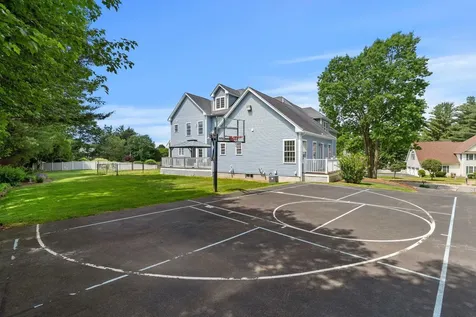 3 Rainbow Drive Nashua NH 03062