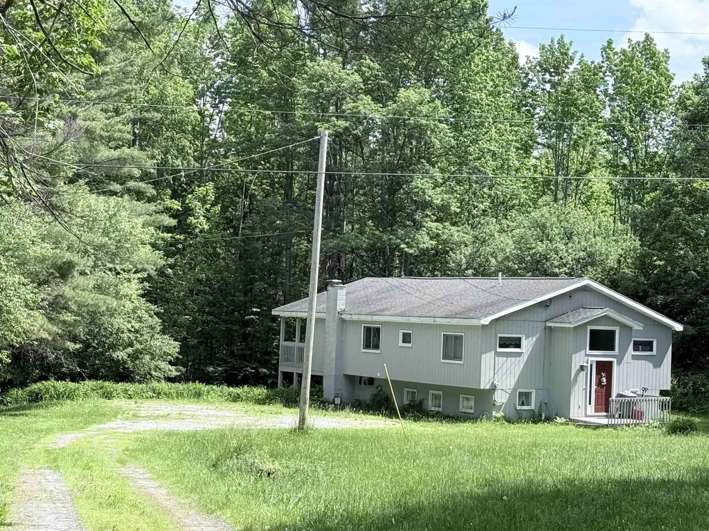 1317 South Hill Road Ludlow VT 05149