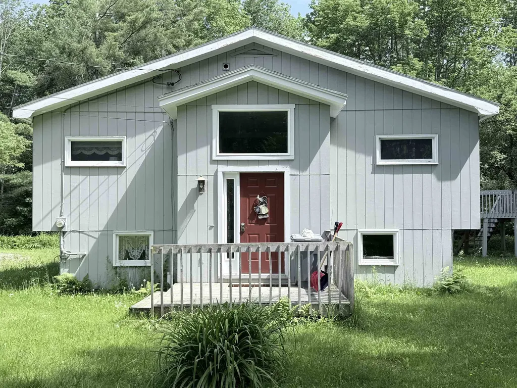 1317 South Hill Road Ludlow VT 05149