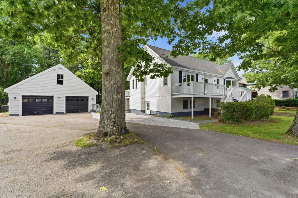 22 Farm Lane Seabrook NH 03874