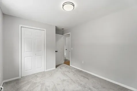 22 Farm Lane Seabrook NH 03874