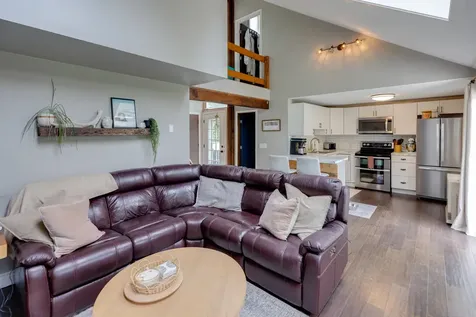 93 Lady Slipper Road Woodstock NH 03262