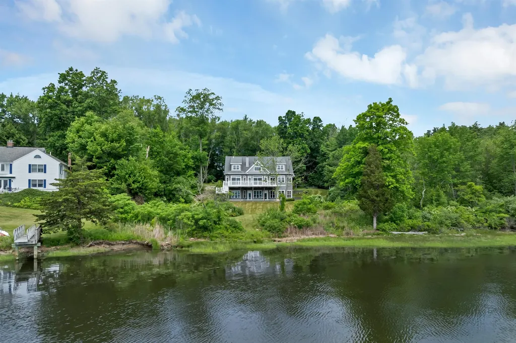 298A Dover Point Road Dover NH 03820