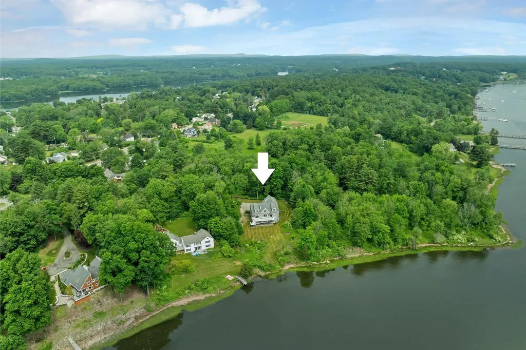 298A Dover Point Road Dover NH 03820