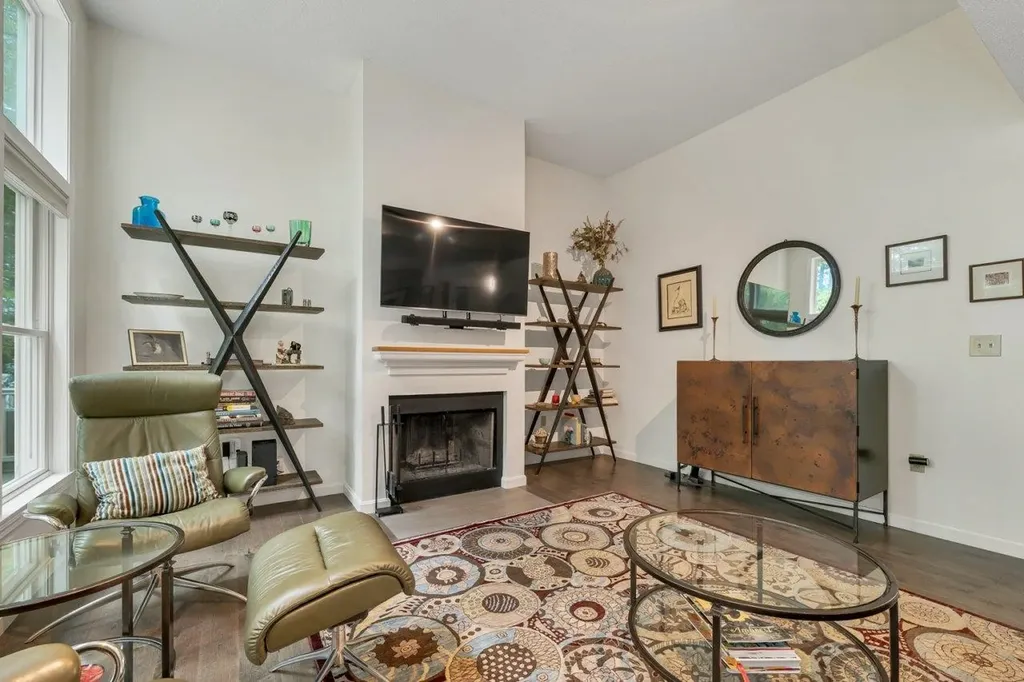 80 Cherry Hollow Road Nashua NH 03062