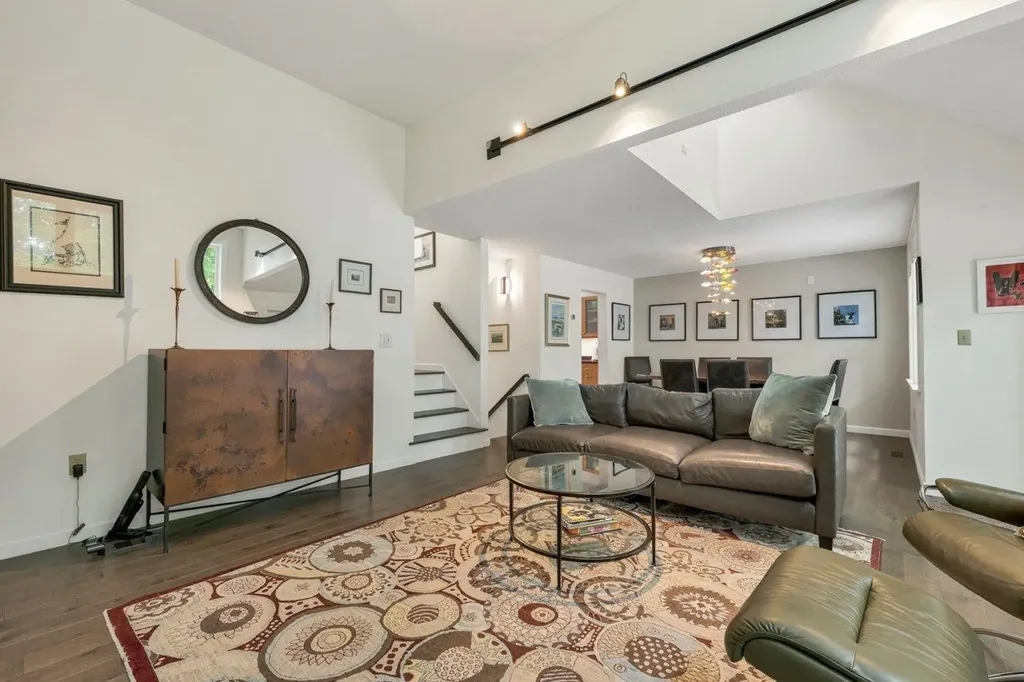 80 Cherry Hollow Road Nashua NH 03062
