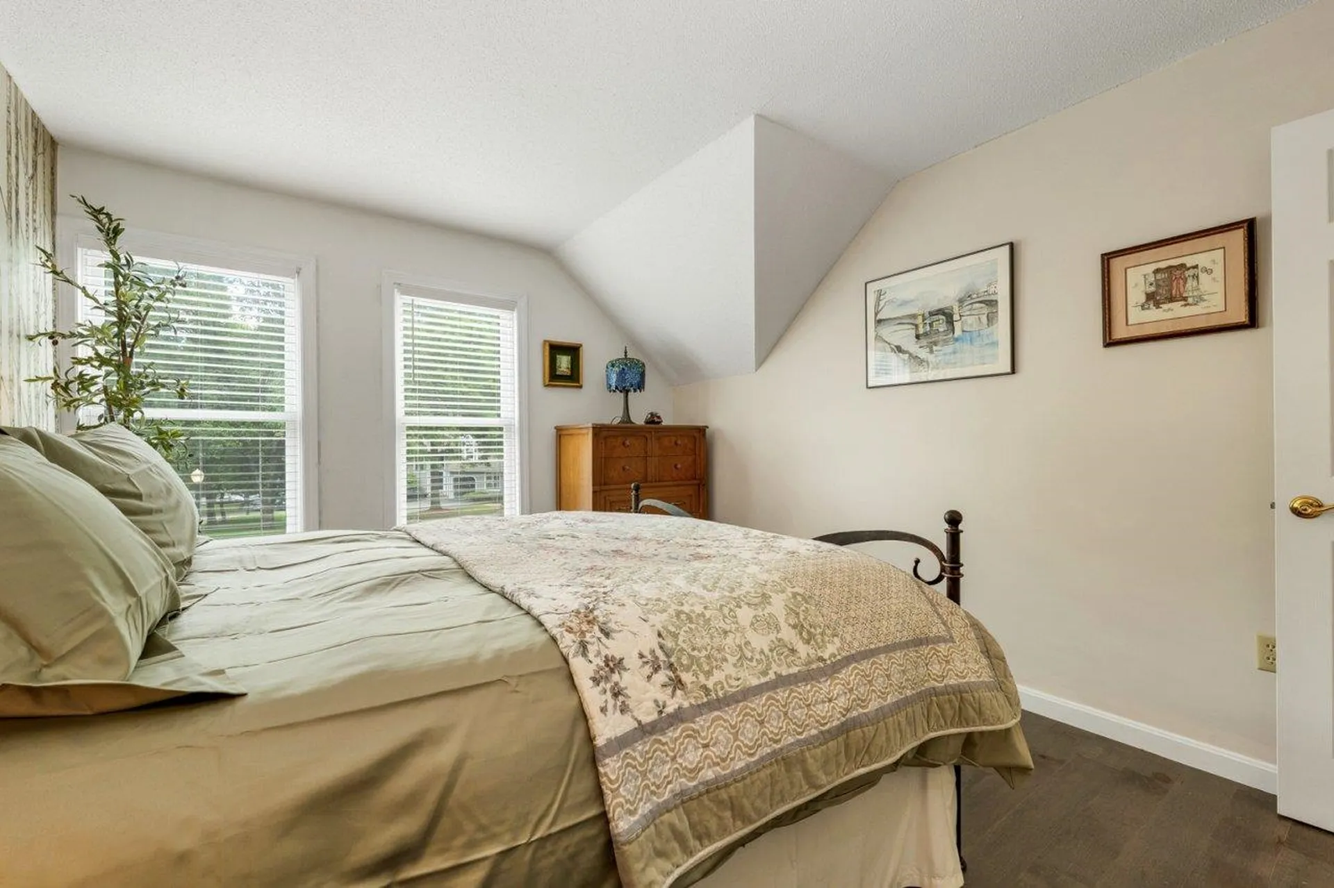 80 Cherry Hollow Road Nashua NH 03062