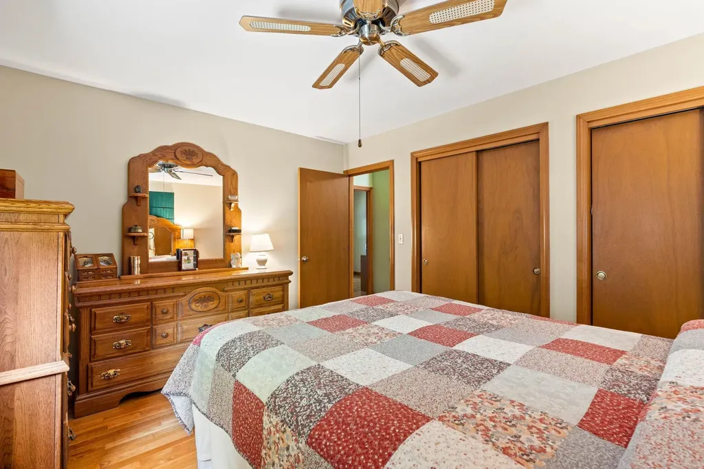 9 Quaker Street Newton NH 03858