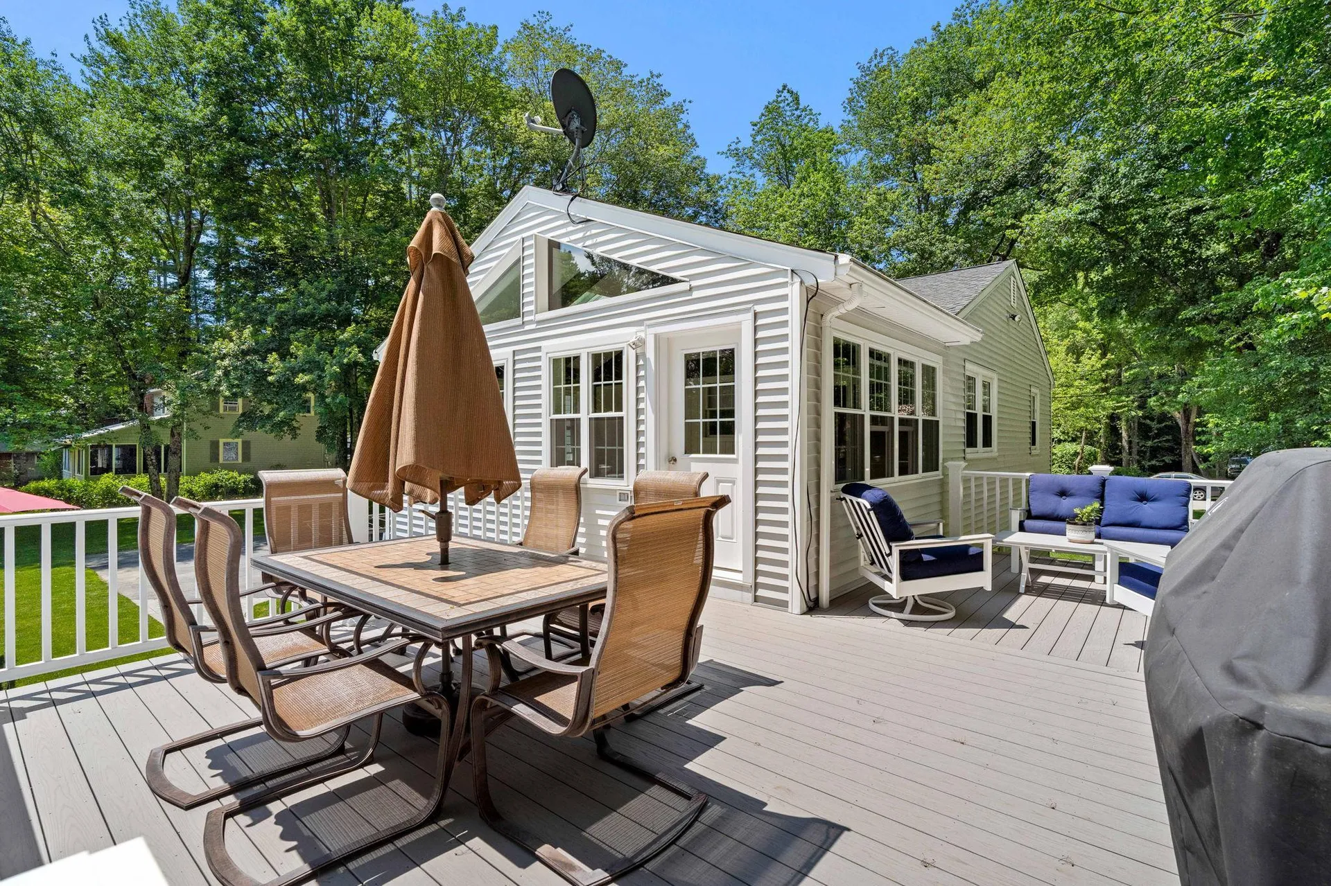 9 Quaker Street Newton NH 03858