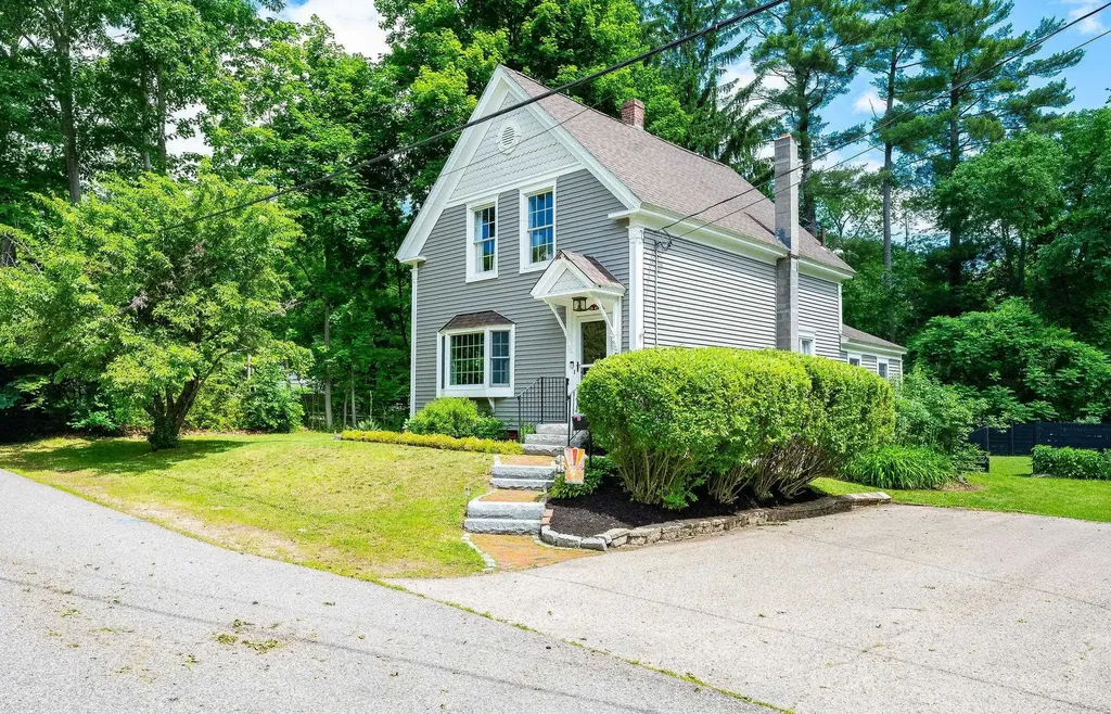 8 Prospect Street Rochester NH 03867